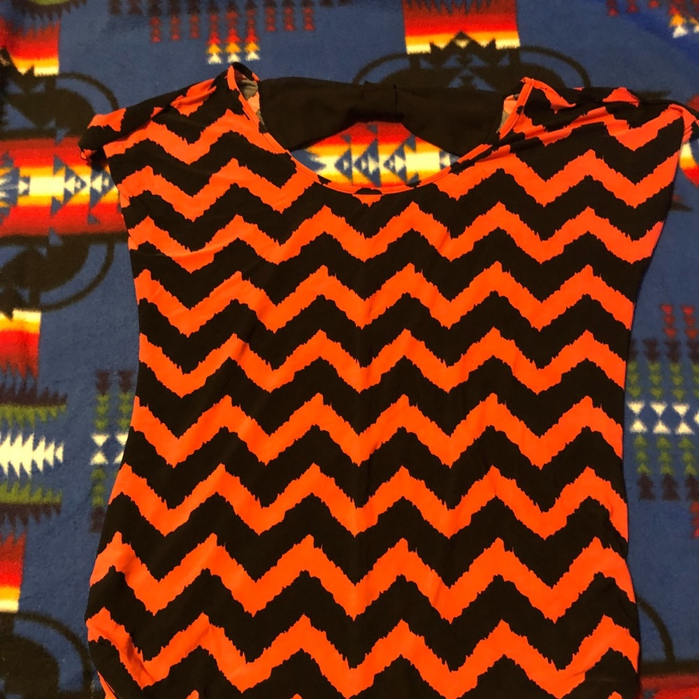 Chevron top